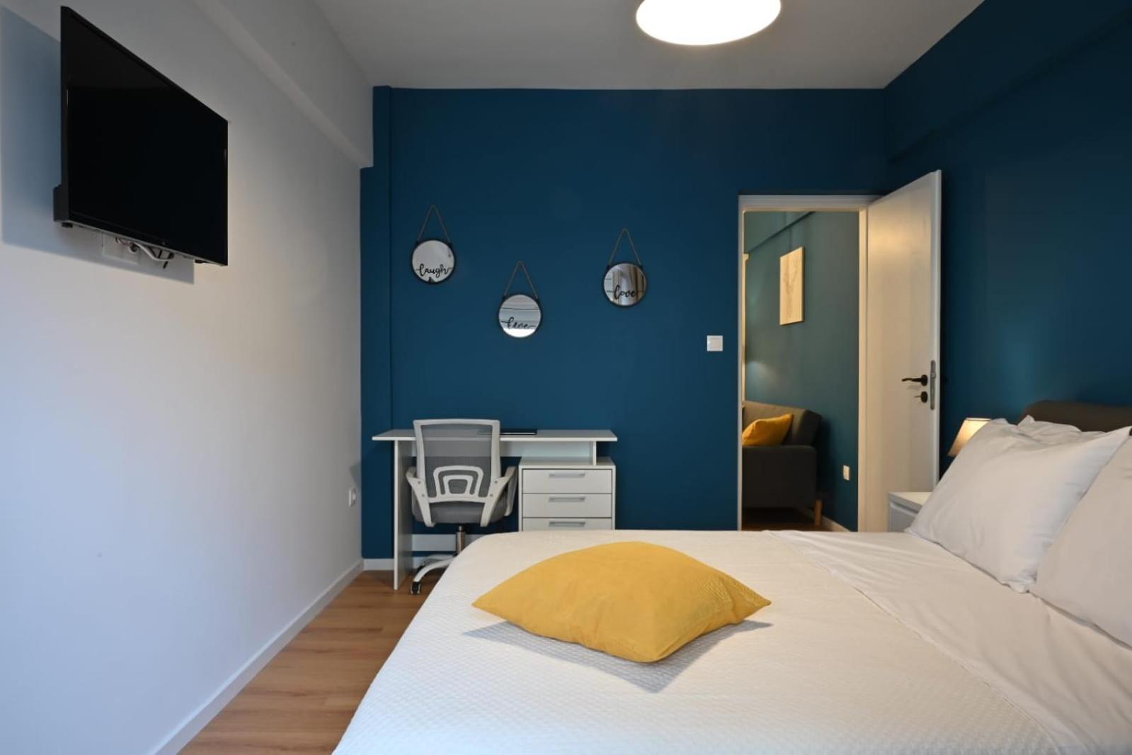 Modern Two Bedroom Apartment At Koukaki เอเธนส์ ภายนอก รูปภาพ