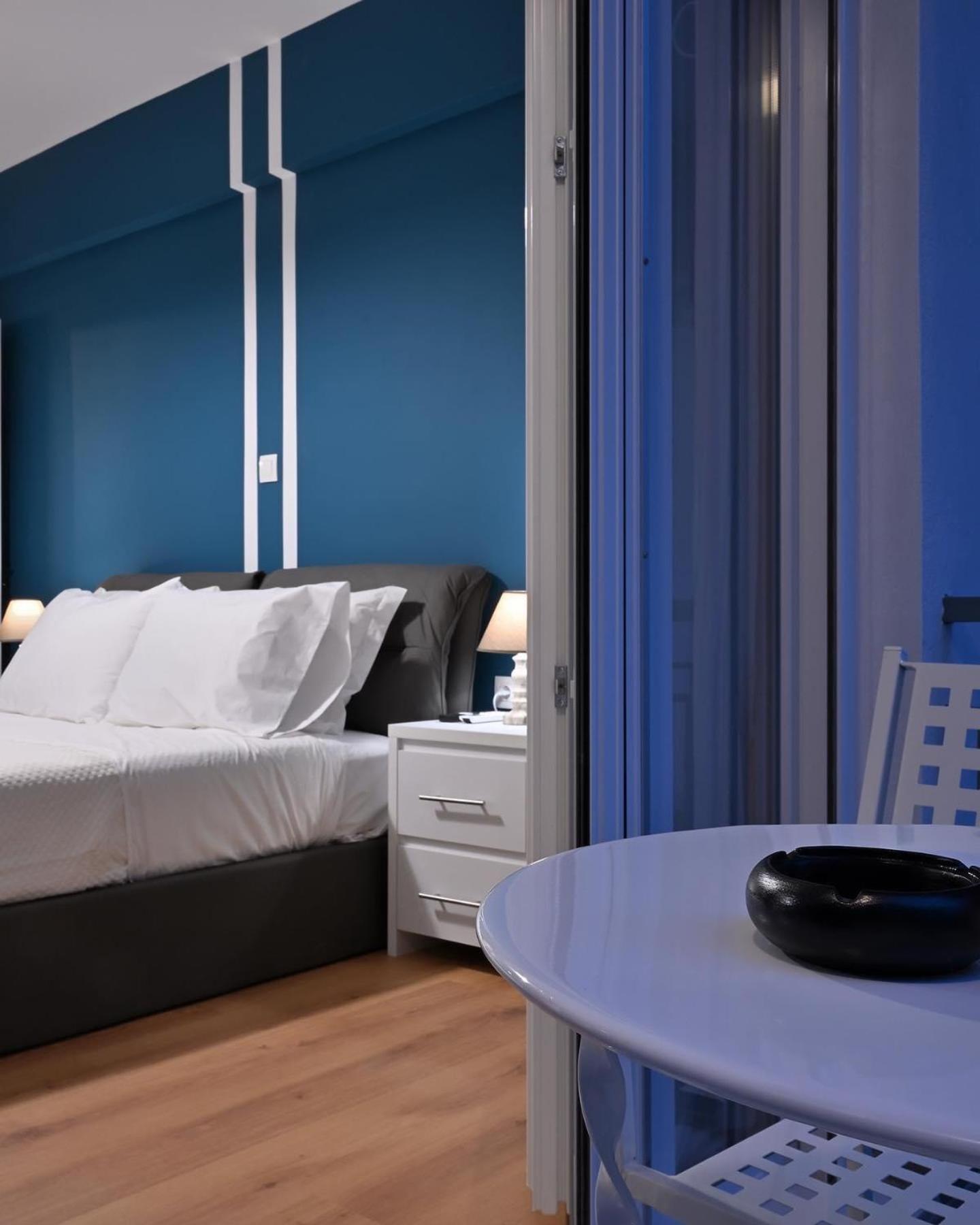Modern Two Bedroom Apartment At Koukaki เอเธนส์ ภายนอก รูปภาพ